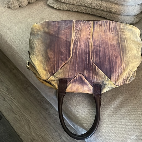 YVES  Saint Laurant Very large Purple Muse  Bag  18 “ X 12”. - Picture 6 of 15